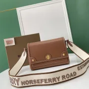 Burberry Crossbody Bag Logo Embroidered Strap &amp Leather A Nod to Heritage size:25×8×18cm #A54201