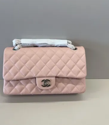 Authentic CHANEL Classic Flap Bag in Light  Caviar Leather good Hardware  Wide 25cm #A54378