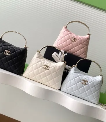 Chanel Quilted Hobo Bags In Classic And Pastel Shades For Timeless Luxury Looks #A50408