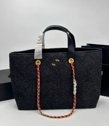 Chanel logo Genuine cashmere large quilted chain tote bag good quality #A59563 Chanel logo Genuine cashmere large quilted chain tote bag good quality #A59563