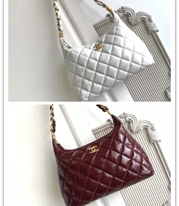 Chanel 4923 Quilted Hobo Bag in Crinkled Lambskin Size 32x30x12CM #A62915 Chanel 4923 Quilted Hobo Bag in Crinkled Lambskin Size 32x30x12CM #A62915
