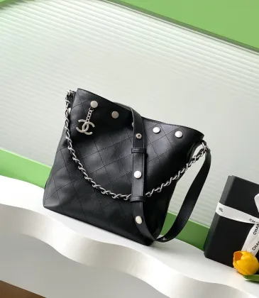 Chanel Black Quilted Leather Bucket Bag With Chain And Logo Accents #A50981