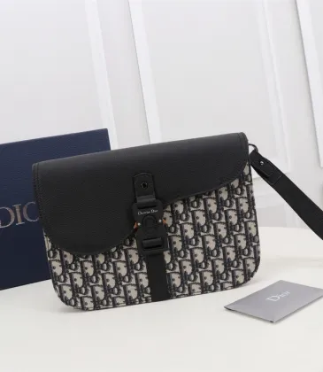 Dior Oblique Pattern Crossbody Bag With Contrast Leather Flap And Signature Lock Description #A50082