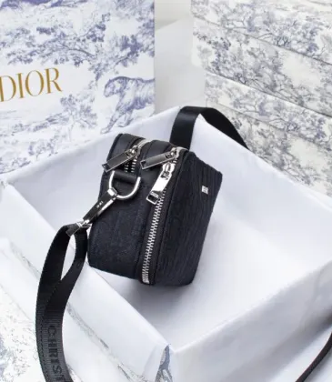 Dior AAA+ cross body bag #99899111