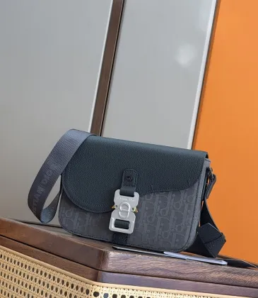 Dior Saddle Messenger Bag – Anthracite Gray Oblique Jacquard & Grained Calfskin with Signature Aluminum Buckle #A59163 Dior Saddle Messenger Bag – Anthracite Gray Oblique Jacquard & Grained Calfskin with Signature Aluminum Buckle #A59163