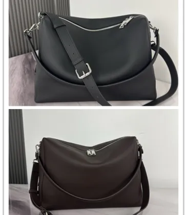 Fendi Brown/Black Grained Leather Hobo Bag with Adjustable Strap - Luxurious Women's Crossbody Shoulder Bag for Timeless Elegance #A58177