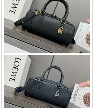 Loewe 062417 Amazona 23 Cropped Bag in Calfskin Size 23x10x11CM #A62900 Loewe 062417 Amazona 23 Cropped Bag in Calfskin Size 23x10x11CM #A62900