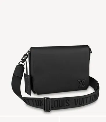 Louis Vuitton Messenger Shoulder Bag #999930751