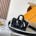 Classic Gucci Signature Patterned Crossbody Bags In Beige And Black For Timeless Style #A49793