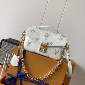 LV Pochette Métis Monogram Leather Shoulder Bag 21.5×13.5×6cm #A65054