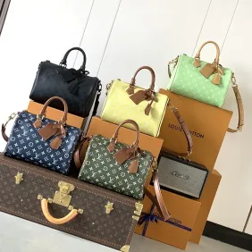 LV Speedy P109 Bandoulière 30 Monogram Leather Bag | M14067 | Multiple Colors #A60903 LV Speedy P109 Bandoulière 30 Monogram Leather Bag | M14067 | Multiple Colors #A60903