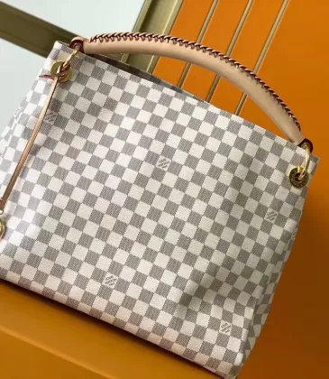 Louis Vuitton AAA Handbag #A40322