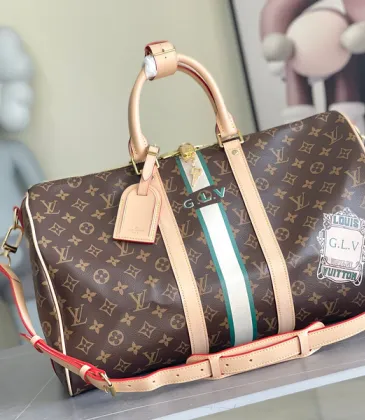 Louis Vuitton Monogram Keepall Bandoulière: Customized Luxury Travel Companion size:45×27×20cm #A53534
