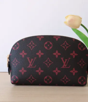 Louis Vuitton Monogram Cosmetic Pouch For Elegant Beauty Organization #A52106