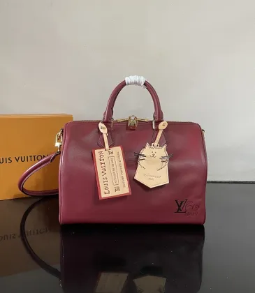 Louis Vuitton M25766 Speedy Soft 30 | Premium Leather Shoulder Bag with Cat Motif Charm 30×21×17 cm #A60255 Louis Vuitton M25766 Speedy Soft 30 | Premium Leather Shoulder Bag with Cat Motif Charm 30×21×17 cm #A60255