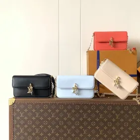 LV Wallet On Chain M14564 | LV Bloom Collection | Multiple Colors Available #A60905 LV Wallet On Chain M14564 | LV Bloom Collection | Multiple Colors Available #A60905