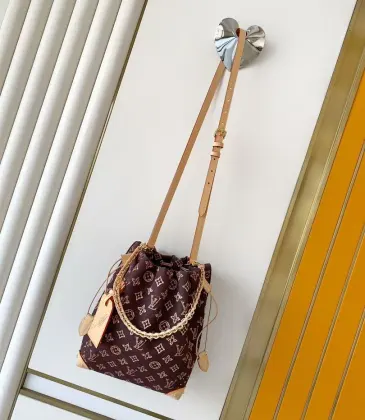 Louis Vuitton Monogram Reverse Noé Handbag (M13324) - 2025 Cruise Collection, Detachable Chain/Strap, 23×27×8cm #A60004