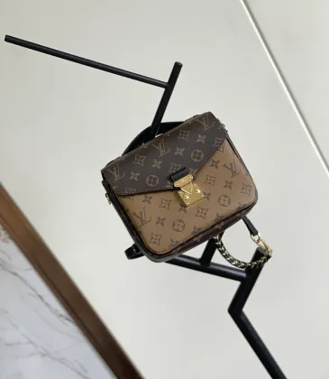 Louis Vuitton Pochette Métis Bag M11941 20x17x7cm #A62958