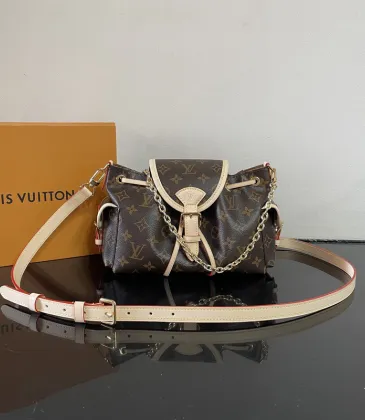 Louis Vuitton Monogram Canvas Handbag With Chain And Strap Details #A51650
