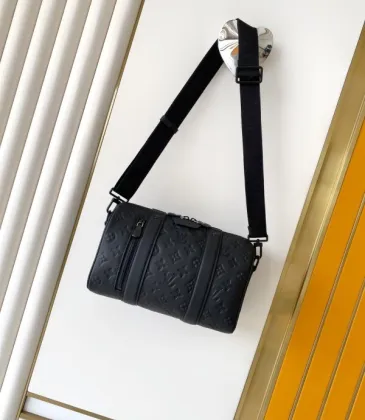 Louis Vuitton Keepal M26750 #A58360 Louis Vuitton Keepal M26750 #A58360