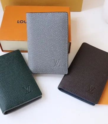 Louis Vuitton M81550 Original Version Card Holder - Taiga Leather, Classic Compact Design (Size: 8x11x1cm) #A59479 Louis Vuitton M81550 Original Version Card Holder - Taiga Leather, Classic Compact Design (Size: 8x11x1cm) #A59479