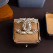 Chanel brooches #A55201