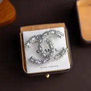 Chanel brooches #A55202
