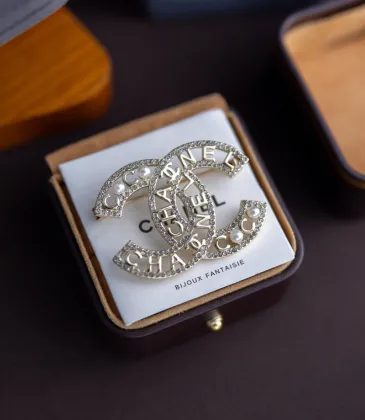 Chanel brooches #A55213