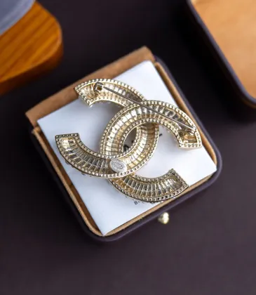 Chanel brooches #A55217