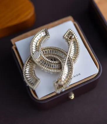 Chanel brooches #A55218