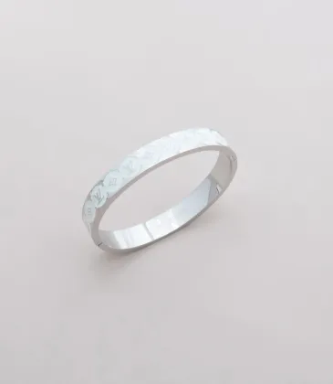 Louis Vuitton bracelet Jewelry #A55940