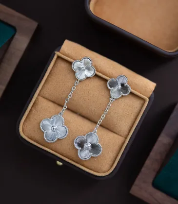 van cleef Earrings #A55395