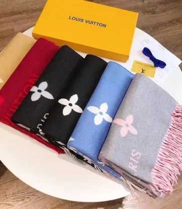 Louis Vuitton Scarf #999902473