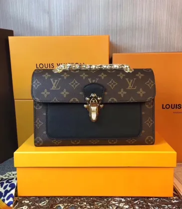 Louis Vuitton AAA+ Handbags #922232