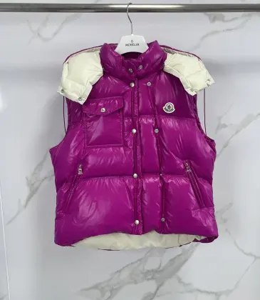 Moncler Pario Women's Red Hooded Down Vest #A54545