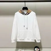 Burberry - Style Beige Hoodie With Iconic Checkered Hood Lining #A54445