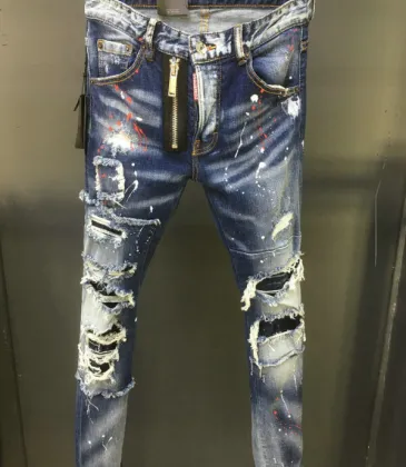 DSQ2 Men's Denim Jeans Edgy Distressed Design with Paint Splatter and Zipper Detail for Fashion Rebels #A54904