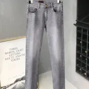 Louis Vuitton Jeans for MEN #A25324