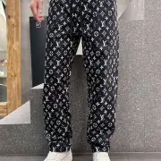 Louis Vuitton Pants for Louis Vuitton Long Pants #A52174