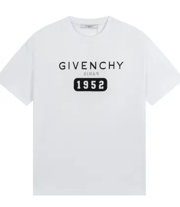 Givenchy T-shirts for MEN #999930978