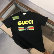 Gucci T-shirts for Gucci Men's AAA T-shirts Black/White #A53134