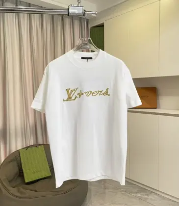 Louis Vuitton T-Shirts for AAAA Louis Vuitton T-Shirts Black/White #A54526