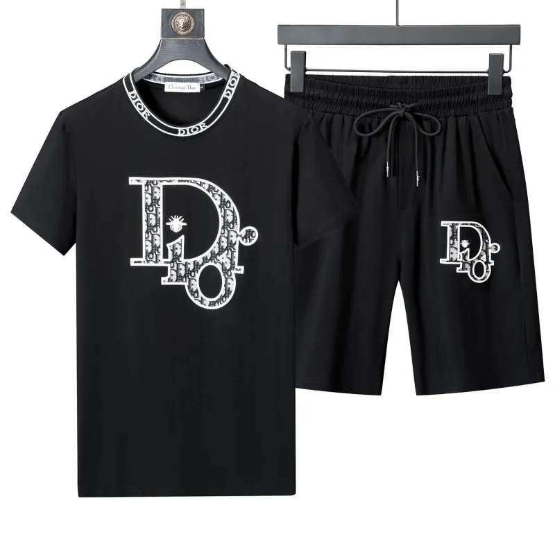 Dior tracksuits for Dior Short Tracksuits for men #A22508