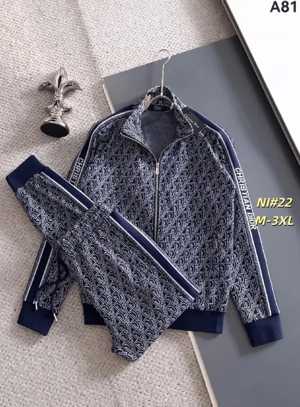 Dior tracksuits for Dior Short Tracksuits for men #A56390