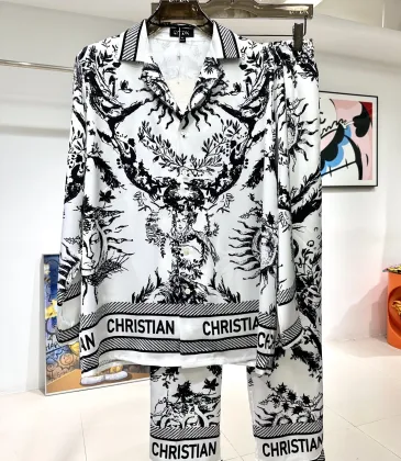 Dior tracksuits for Dior Short Tracksuits for men #A56545 Dior tracksuits for Dior Short Tracksuits for men #A56545