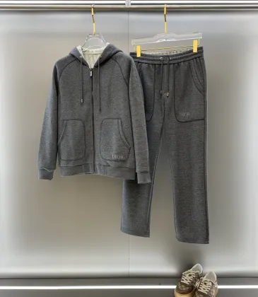 Dior tracksuits for Dior Short Tracksuits for men #A56665 Dior tracksuits for Dior Short Tracksuits for men #A56665