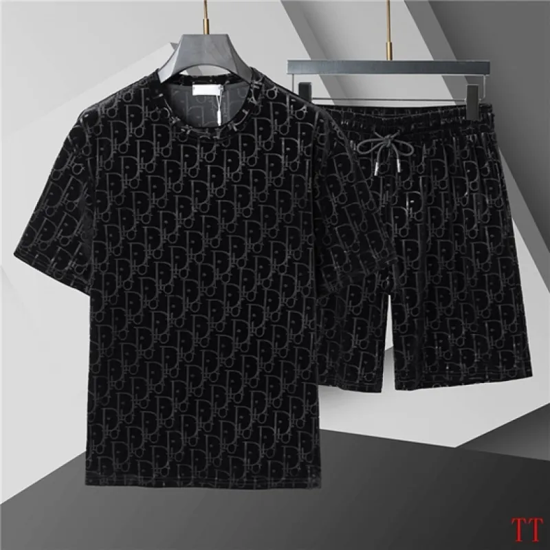 Dior tracksuits for Dior Short Tracksuits for men #A65809