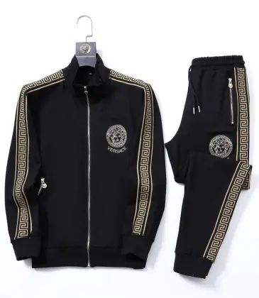 versace Tracksuits for Men's long tracksuits #999932579