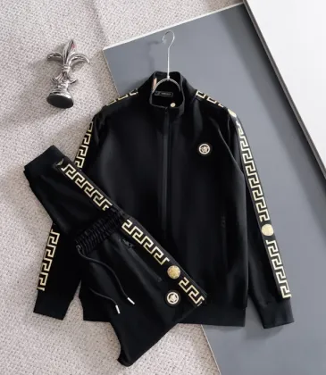 versace Tracksuits for Men's long tracksuits #A55557