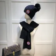 Canada Goose Scarf and cap #999915304